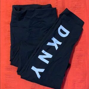 DKNY XL Ankle Length Sport Leggings NWOT